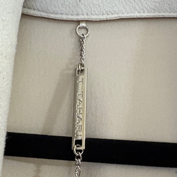 Tahari NWOT Cream Women's Duster Jacket (unlined) Never worn. - Picture 2 of 4